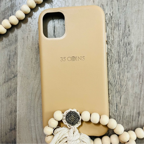 35 Coins Fringe Tassel iPhone 11 Case - Picture 3 of 8